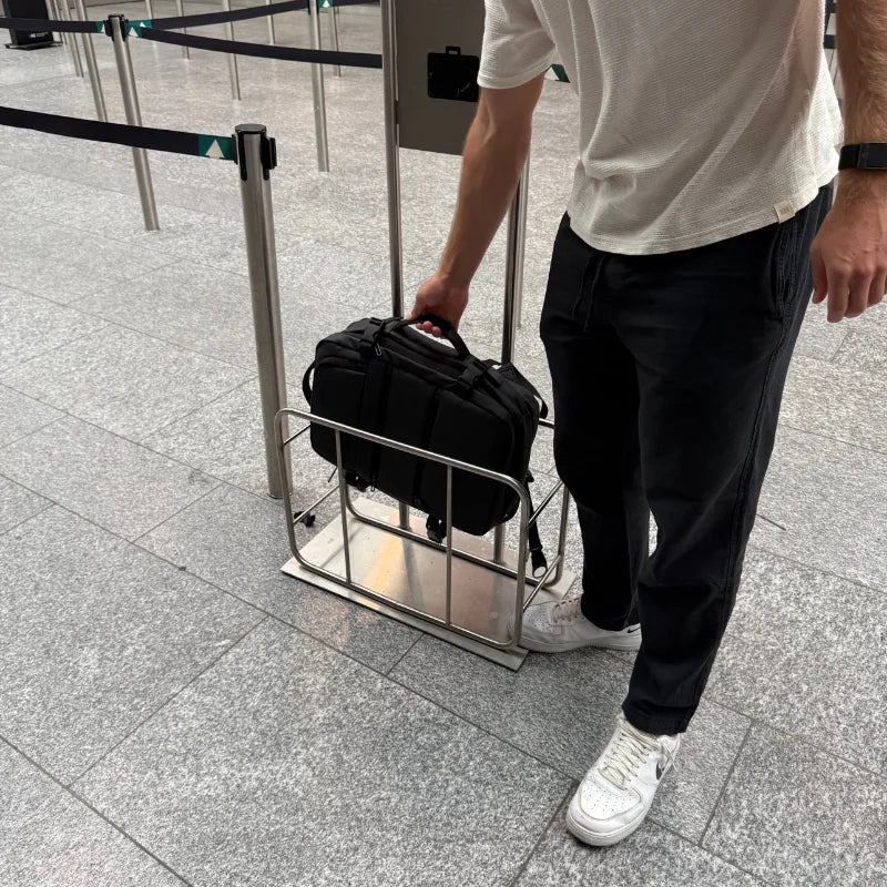 ONVOY - Aero am Flughafen - Handgepäck